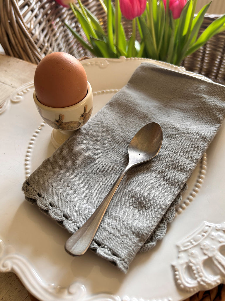 Create a relaxed dining look with soft, cotton, trimmed napkins ...