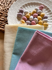 Pretty pastels to decorate for Easter ...